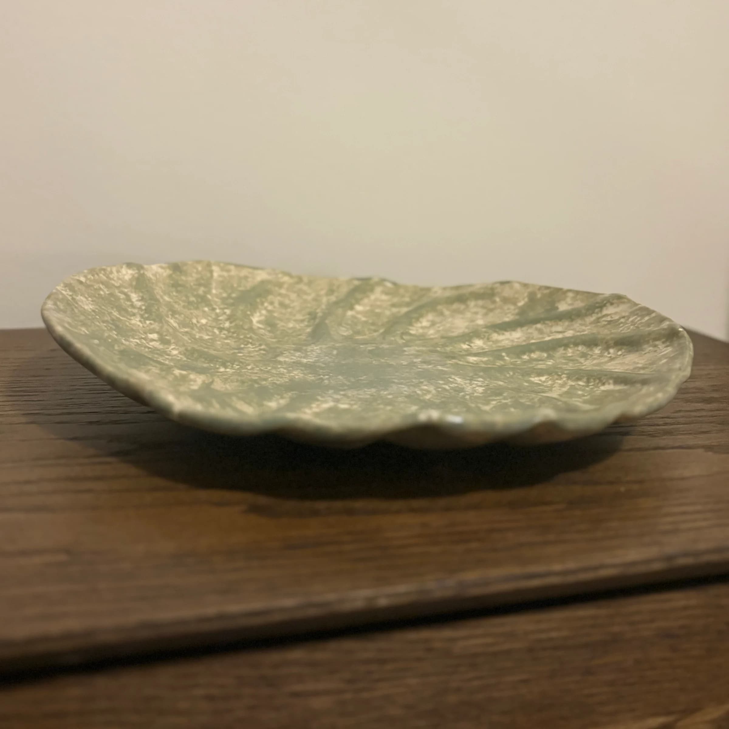 Avocado Veil Sunray Plate
